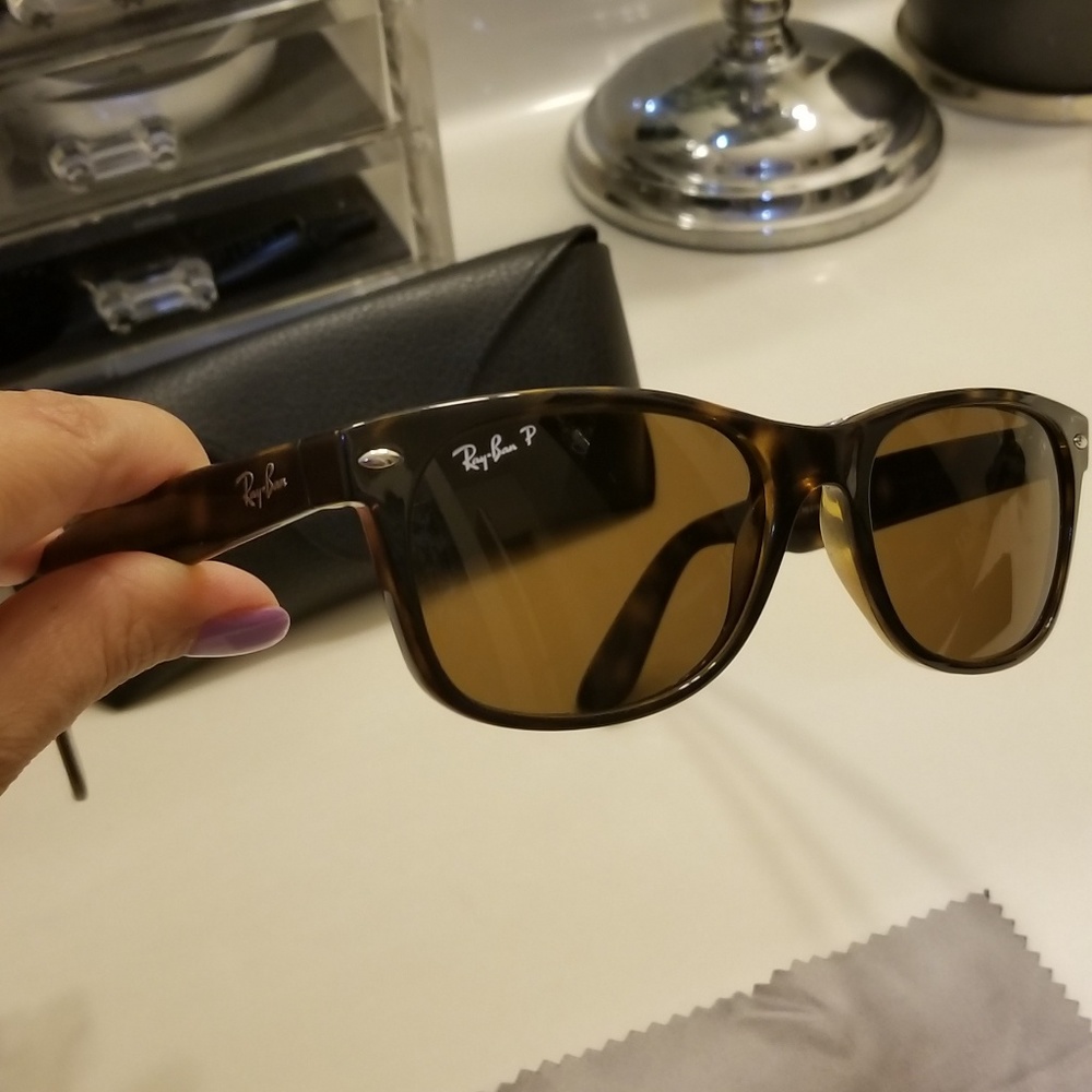 *SOLD-Rayban Polarized New Wayfarer Great Cond.